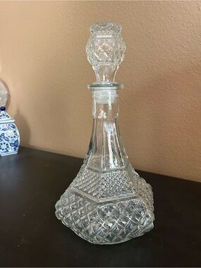 Vintage Anchor Hocking Wexford Clear Glass Decanter